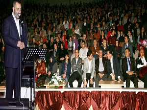 Kutlu Doğum coşkusu salona sığmadı