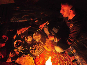 Suriye'de şiddet, yoksulluk ve yoksunluk var