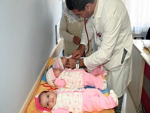 Çalışan anne 10 yıl erken emekli olabilecek