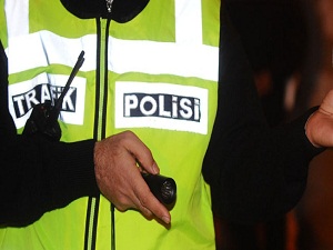 Kurallara uyan sürücülere çeyrek altın!