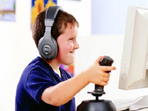 Çocuğunuzun odasında bilgisayar olmasın!