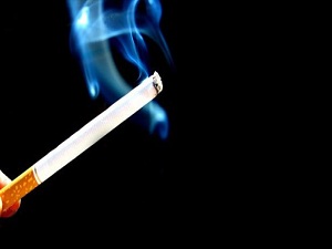 Sigara, diş kaybına neden oluyor