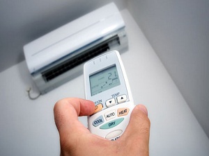 Bilinçsiz klima kullanımı zatüre ve yüz felcine sebep oluyor