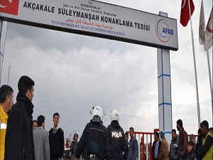 Akçakale'de olay çıkaran 600 Suriyeli sınırdışı edildi