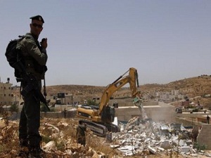 İsrail, Filistin'de 25 bin evi yıktı