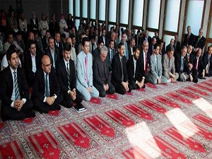 Almanya'da Müslümanların talebi sonuçsuz