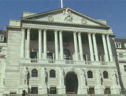 İngiliz hükümeti sosyal yardımları kesiyor