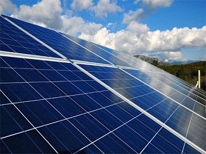 Türkiye'nin en büyük güneş santralı kuruluyor