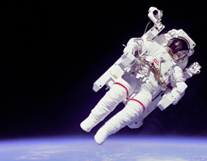 3 yeni astronotu taşıyan uzay aracı fırlatıldı