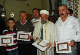 Dede torun ve oğul kur’an öğrendi