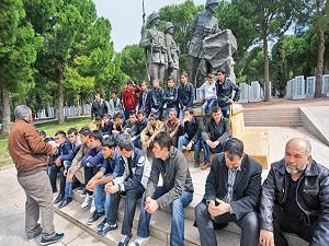 Çanakkale'de Kürtçe rehberlik