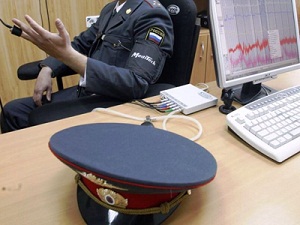 Kazak polisine yalan makinesi testi