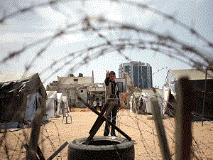 Sembolik 'Negev çöl hapishanesi kuruldu