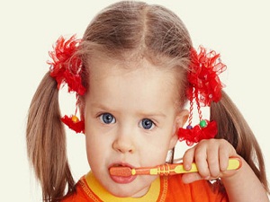 Çocuklara 'florürlü su' tavsiyesi