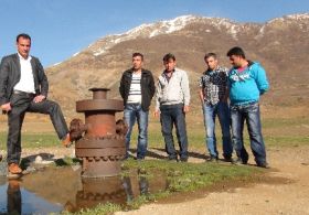 Petrol Sızıp Derelere Karışıyor