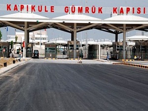 Gümrüklerde işler ilk bir dakikada tamamlandı