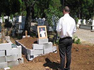Müslüman olduğu ölünce anlaşıldı