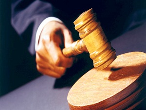 Dilenciye hakarete 15 bin liralık ceza ödedi