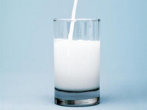 Kırılan dişi süte koyun