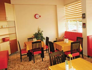 Hanımlar için Kur’ân kursu kafe