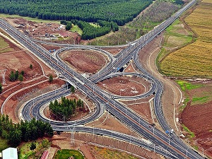 Karayolları hız kesmeyecek