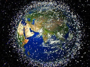 Uzaydaki çöpler iletişimi tehlikeye sokuyor