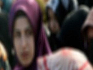 'Hep başörtülülerin başından' sözü mahkemelik