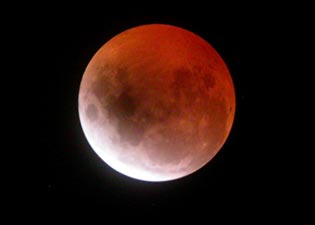 Bu gece ay tutulması yaşanacak