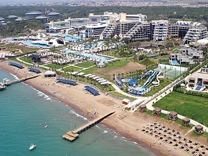 Üç aylık turizm geliri 4,9 milyar dolar