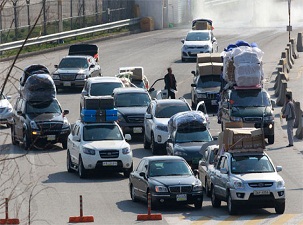 Güney Kore, Kuzey'deki sanayi bölgesini boşaltıyor