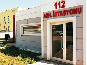 Şimdi bahçesinde inekler otluyor
