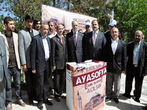 Elazığ'da Ayasofya için imza kampanyası