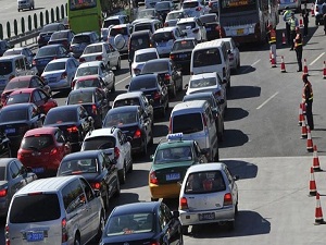 Lüks araçlara askeri plaka yasaklanıyor