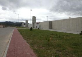 Aliağa Cezaevi kampüsüne 27 bin fidan