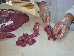 Vatandaş eti ve sütü üreticiden alacak