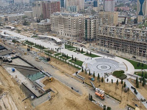 Tarihi bina yol için ayaklandı!