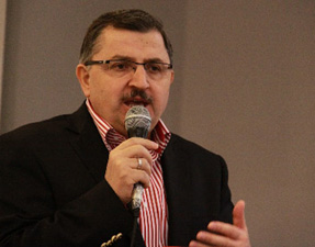 Hükümet, Ayasofya için gerekeni bir an önce yapmalı