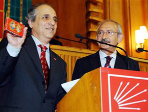 Cumhuriyet'ten Ayasofya cevabına alkış