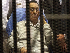 Mübarek, hakim karşısına çıkıyor