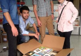 Öğrenciler Ardahan'daki İlkokul İçin Kitap Topladı