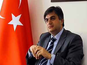 Üniversiteler kendi çıkarlarını düşünmez