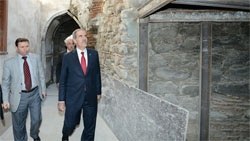Kale’ye Bursa Evi açılıyor