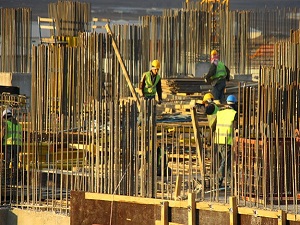 Ruhsatsız yapıya malzeme gönderene ceza