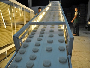 Suriye'ye günde 200 bin ekmek çıkaracak fırın