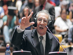 86 yaşındaki darbeci generale 80 yıl hapis