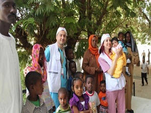 6 ülkede 600 çocuğu güldürdü