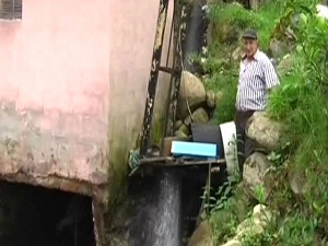 Elektrik santrali kurdu, köyü aydınlatıyorRizeli