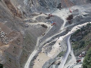 ‘Batı Karadeniz çöküyor’ uyarısı