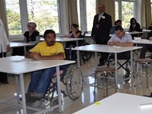 Engelli memura tayin hakkı geliyor