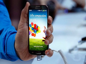 Samsung Galaxy S4ten Satış Rekoru